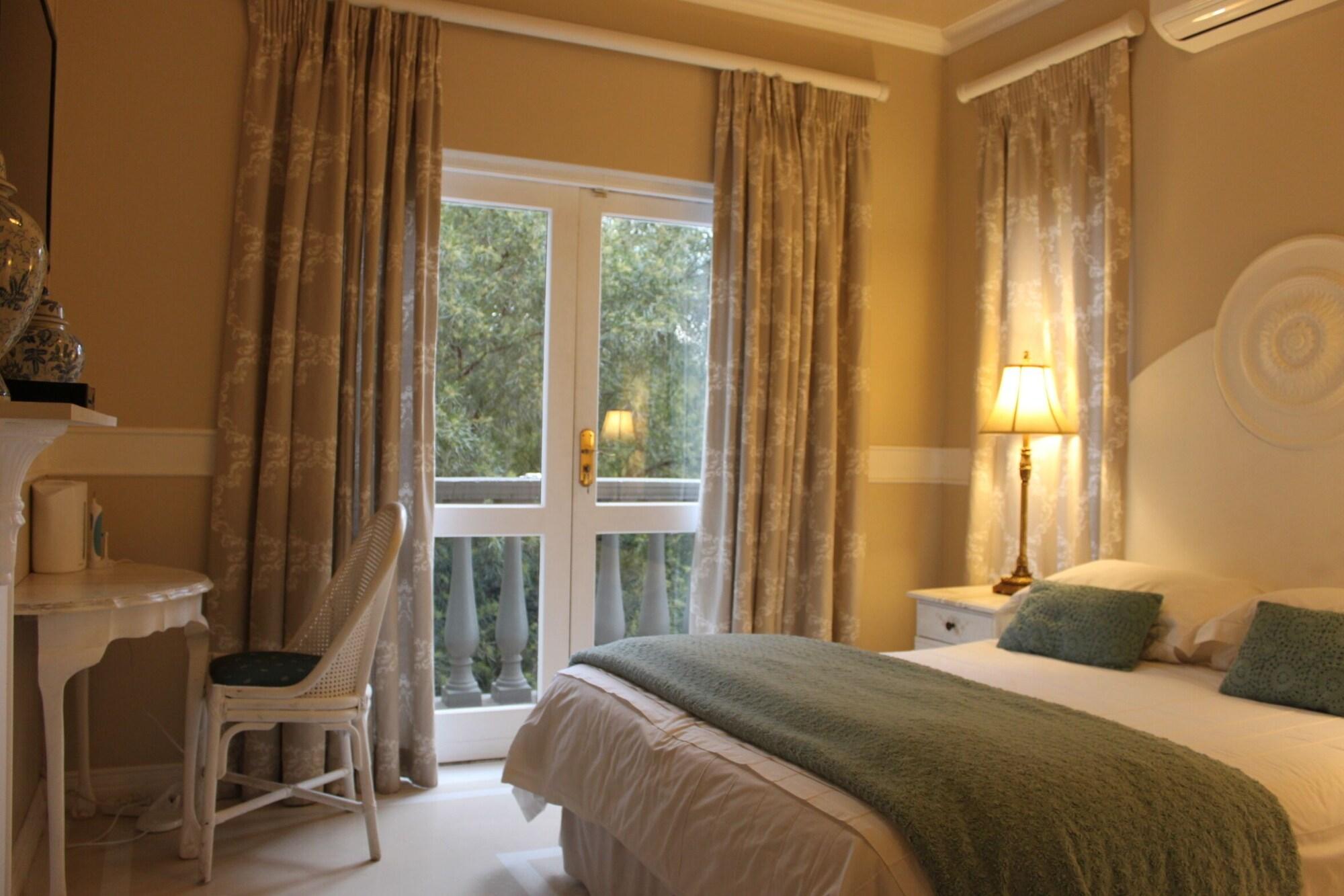 Villa Lugano Guesthouse Йоханесбург Екстериор снимка