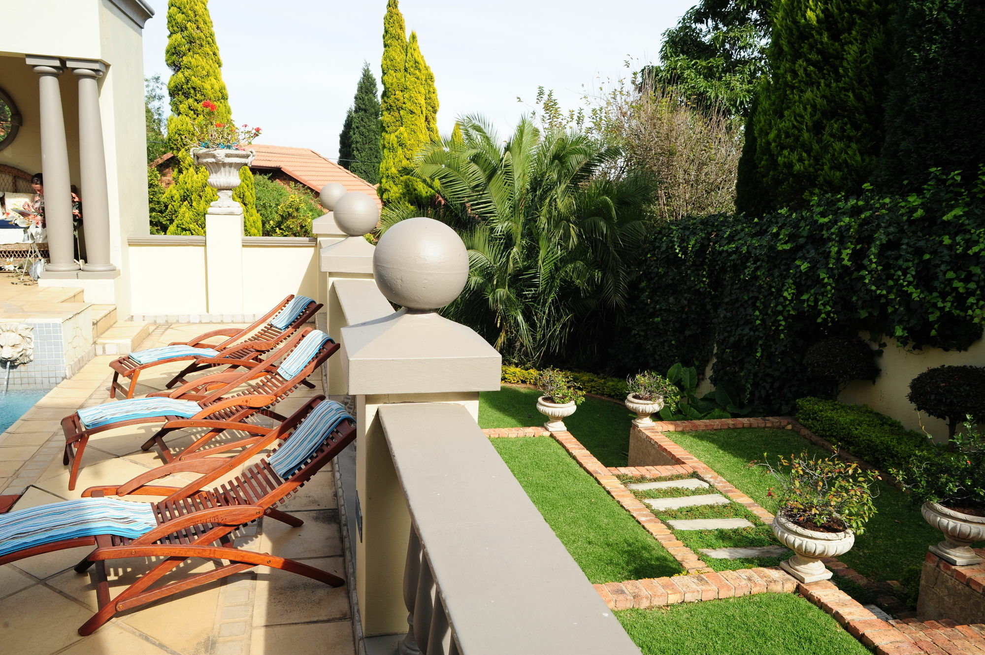 Villa Lugano Guesthouse Йоханесбург Екстериор снимка
