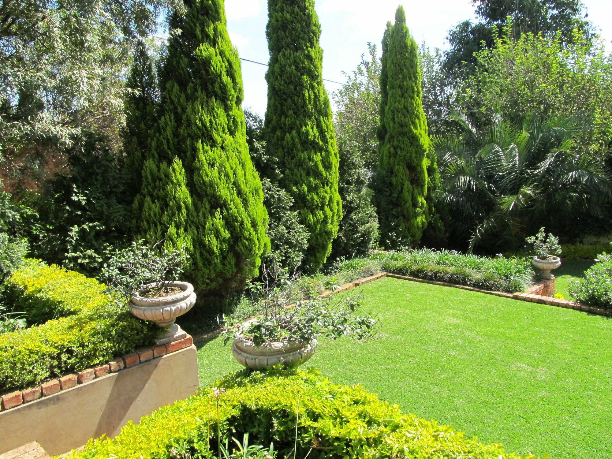 Villa Lugano Guesthouse Йоханесбург Екстериор снимка