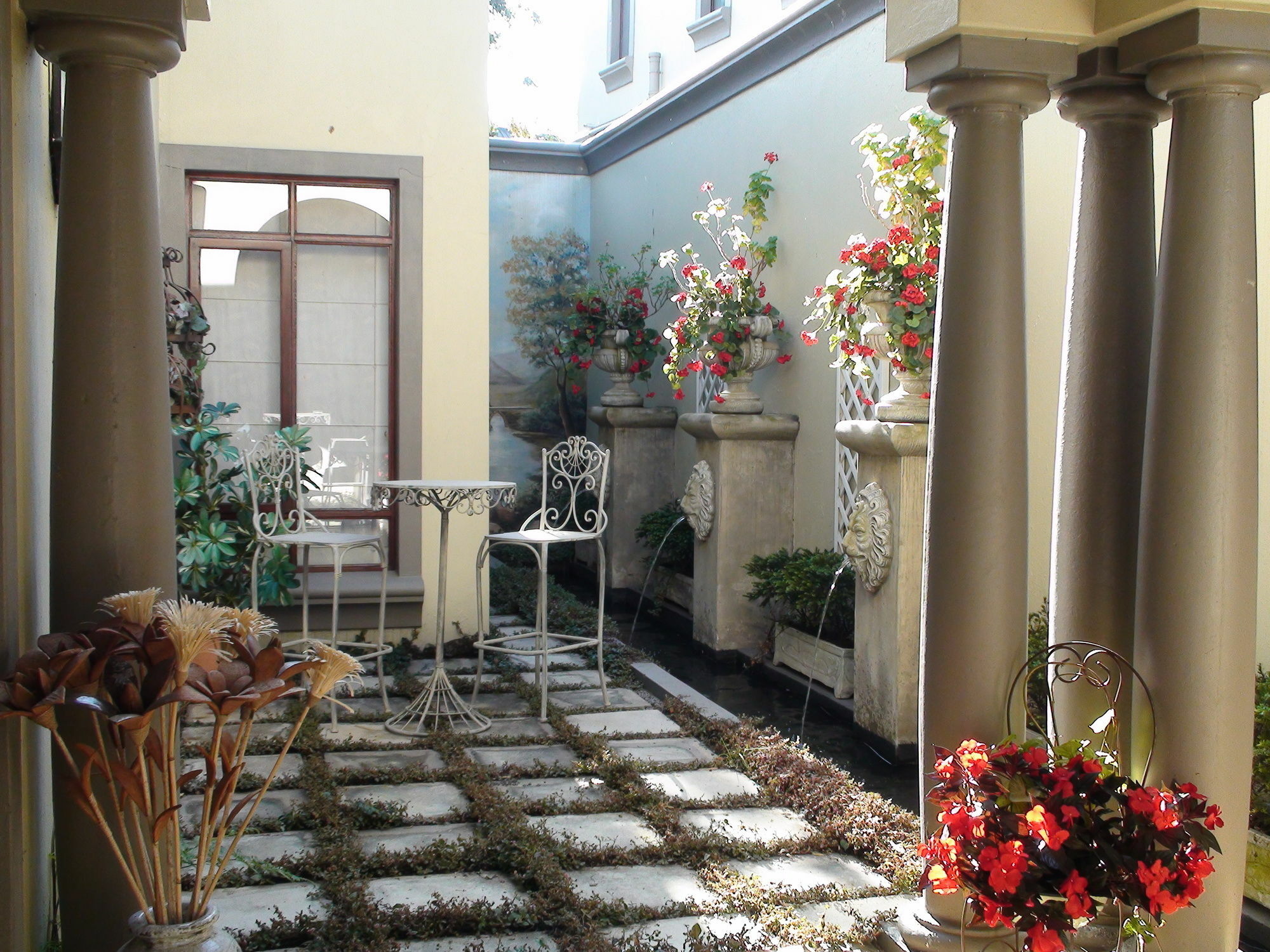 Villa Lugano Guesthouse Йоханесбург Екстериор снимка