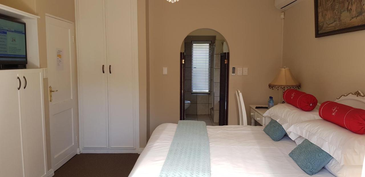 Villa Lugano Guesthouse Йоханесбург Екстериор снимка