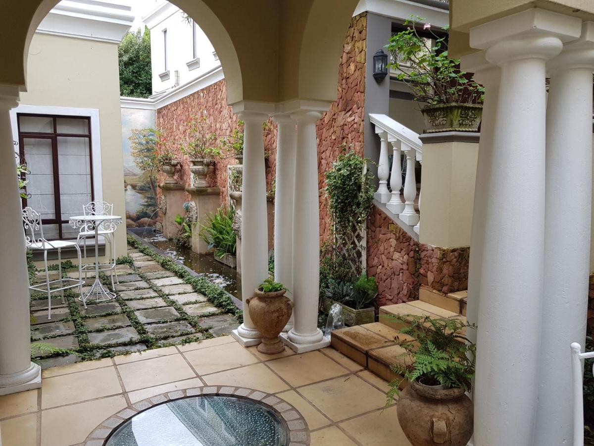 Villa Lugano Guesthouse Йоханесбург Екстериор снимка