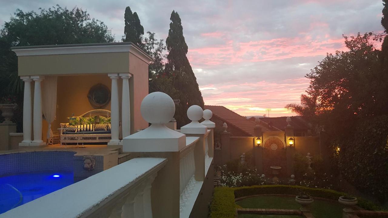 Villa Lugano Guesthouse Йоханесбург Екстериор снимка