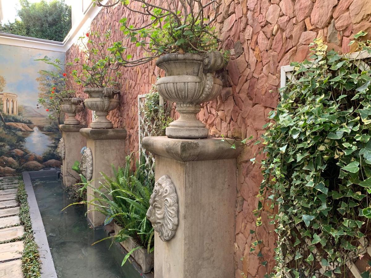 Villa Lugano Guesthouse Йоханесбург Екстериор снимка